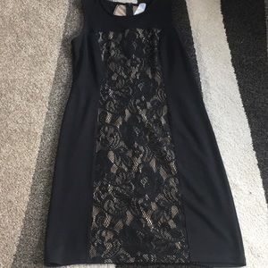 😎 Black stretchy fitted sleeveless dress